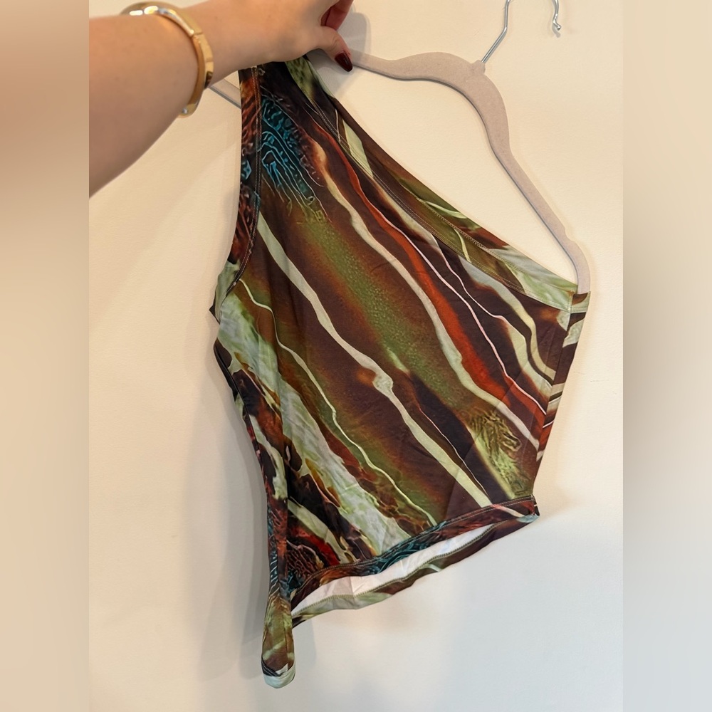 One-Shoulder Multicolor Top